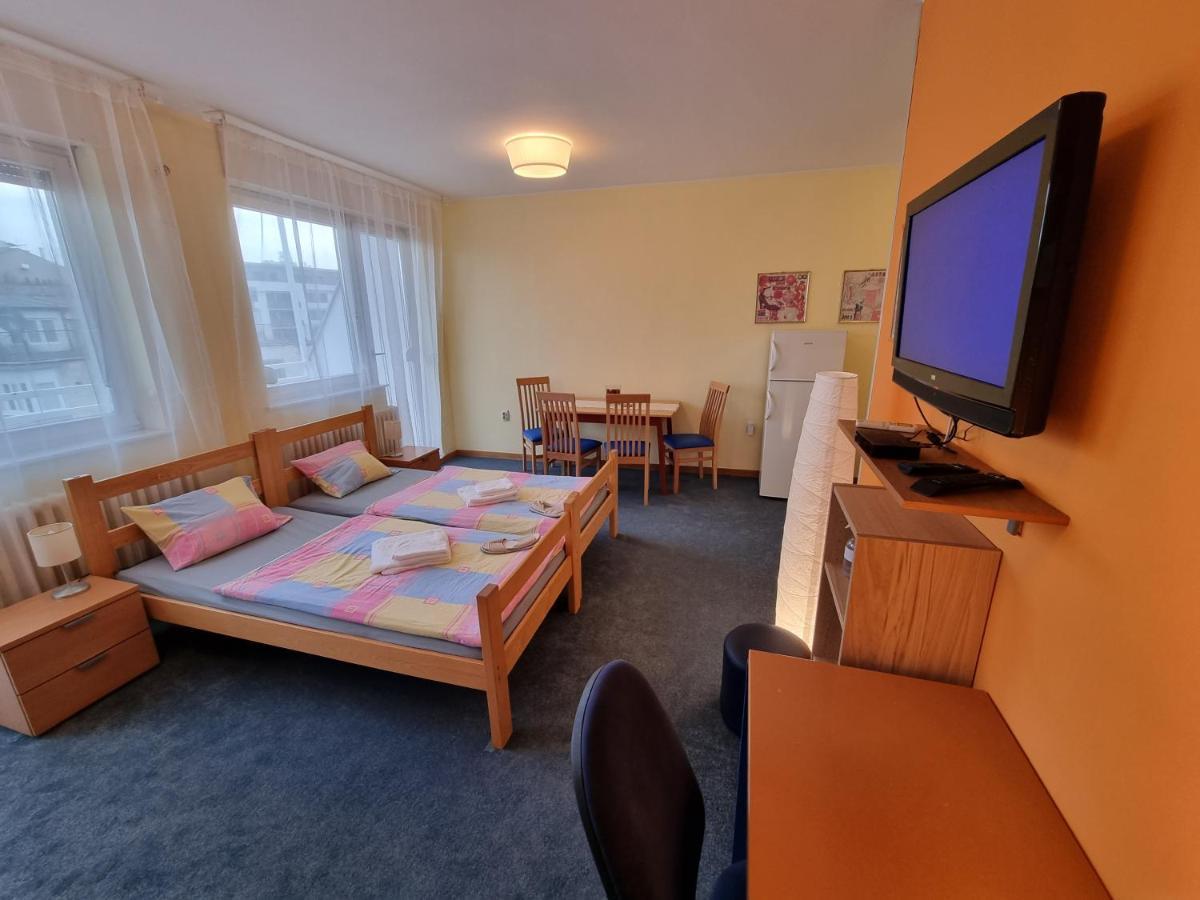 Spirit Hostel And Apartments Belgrade Exterior photo