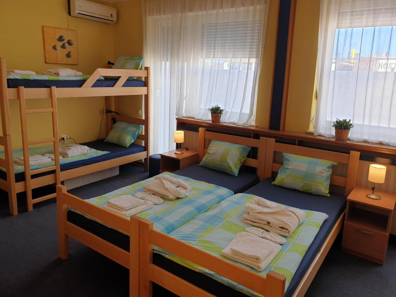 Spirit Hostel And Apartments Belgrade Exterior photo